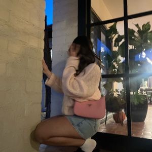 Meet your Posher, Chiara